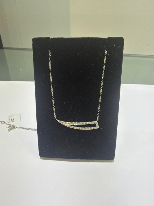14K White Gold Diamond Curved Bar Necklace