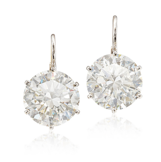 PAIR OF DIAMOND EARRINGS